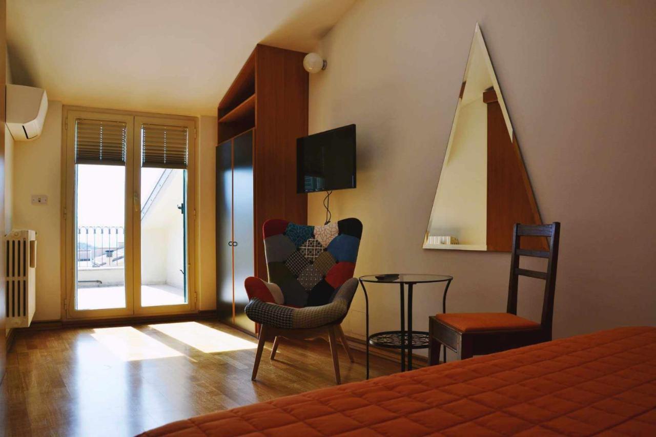Beb Cornelia Bed & Breakfast Атри Екстериор снимка